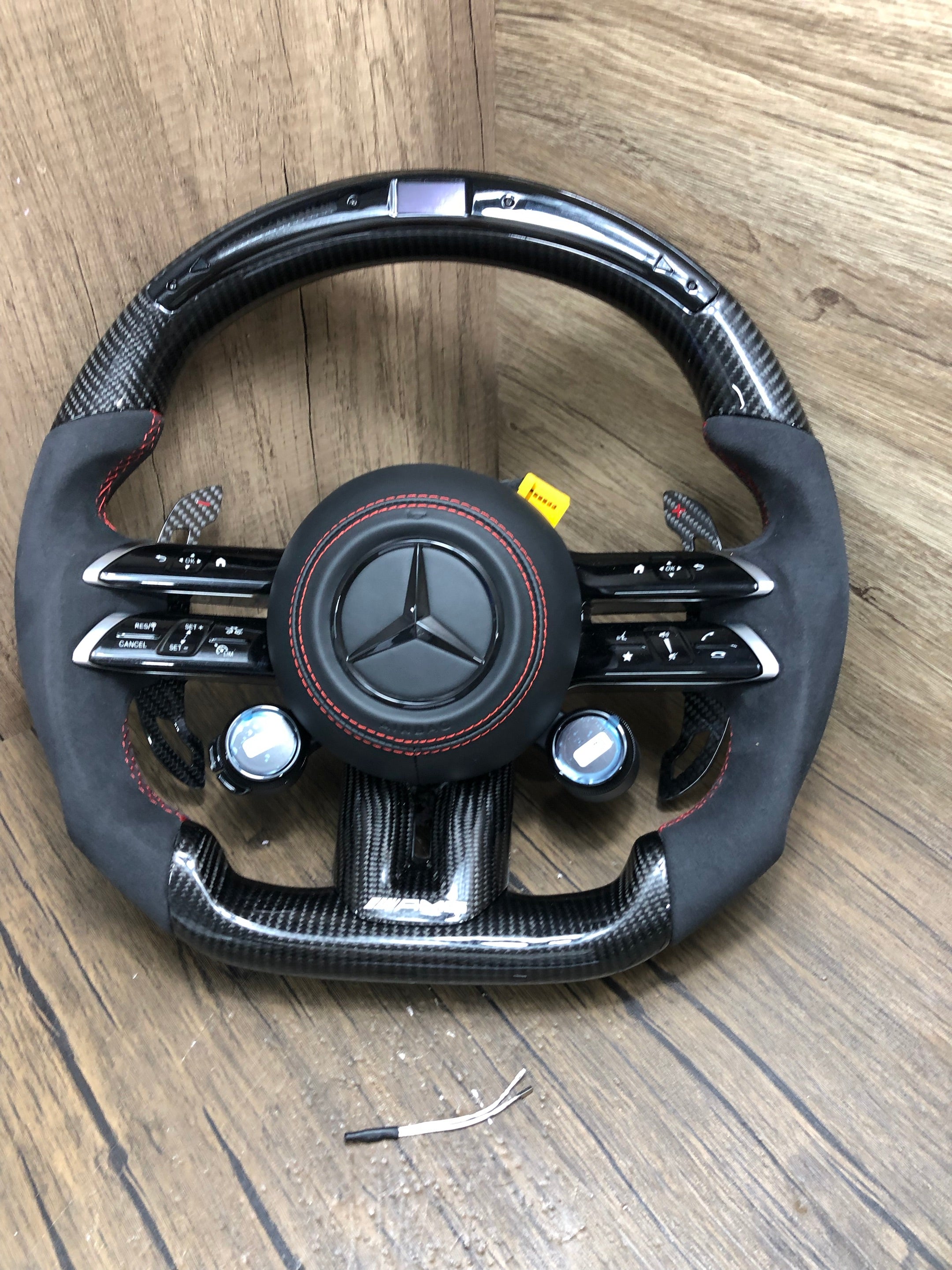 Mercedes Benz Dragonfly AMG Carbon Fiber Steering Wheel Assembly Suitable for GLC260GLB200GLE300S Class Old to New